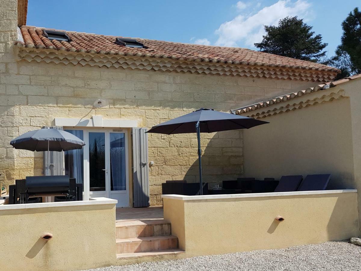 Le Mas Saint Jean Mézoargues 외부 사진